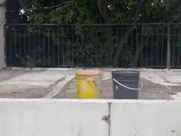 Venta Casa 4 Ambientes -A Reciclar - Con Cochera