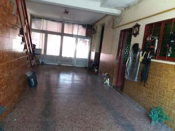 Venta de Casa 4 dormitorios, Pompeya.