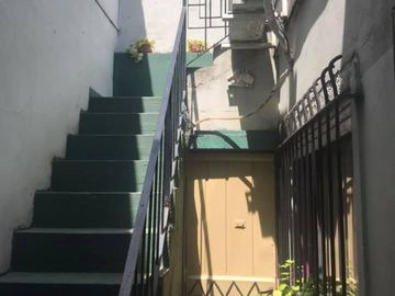 VENTA EN JOSÉ LEON SUAREZ - barrió villa Eugenio Necohea- PH AL FONDO CON ENTRADA DE AUTO - 3 ambientes  y terraza CONSULTAS AL 4763-0904 / 4765-4181-