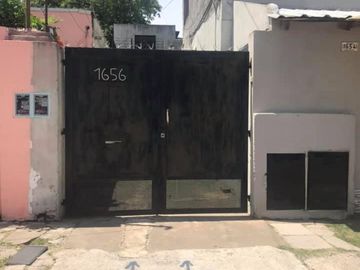 VENTA EN JOSÉ LEON SUAREZ - barrió villa Eugenio Necohea- PH AL FONDO CON ENTRADA DE AUTO - 3 ambientes  y terraza CONSULTAS AL 4763-0904 / 4765-4181-