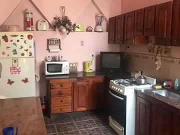 VENTA EN JOSÉ LEON SUAREZ - barrió villa Eugenio Necohea- PH AL FONDO CON ENTRADA DE AUTO - 3 ambientes  y terraza CONSULTAS AL 4763-0904 / 4765-4181-