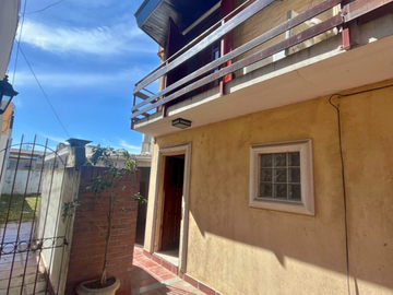 DUPLEX 3 AMBIENTES  SOBRE AVENIDA PRINCIPAL EN MERLO APTO CREDITO BANCARIO