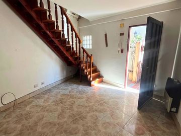 DUPLEX 3 AMBIENTES  SOBRE AVENIDA PRINCIPAL EN MERLO APTO CREDITO BANCARIO