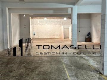 ALQUILER - LA TABLADA - GALPON 240 m2  - SOBRE AVENIDA CROVARA