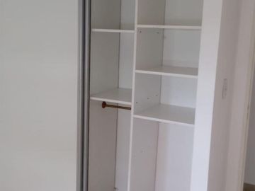 V.Ballester. Dpto 2 ambientes, dormitorio, cocina-comedor, baño, balcón, lavadero. A estrenar, excelente construcción y calidad. Alt Brown al 3600