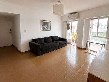 3 AMB CON BALCON CORRIDO - COC COMEDOR. BAÑO Y TOILLETE