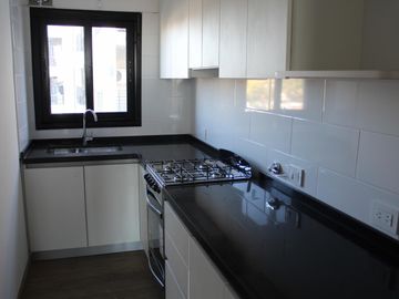 EXCELENTE DEPARTAMENTO DE 4 AMBIENTES piso 1. . EN VILLA BOSCH