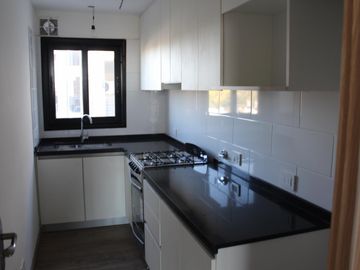 EXCELENTE DEPARTAMENTO DE 4 AMBIENTES piso 1. . EN VILLA BOSCH