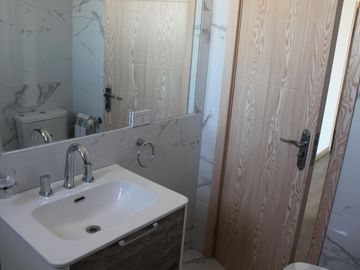 EXCELENTE DEPARTAMENTO DE 4 AMBIENTES piso 1. . EN VILLA BOSCH