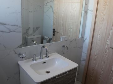 EXCELENTE DEPARTAMENTO DE 4 AMBIENTES piso 1. . EN VILLA BOSCH