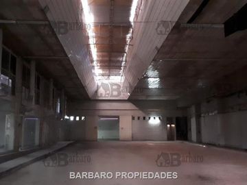 Barbaro Vende magnifica propiedad comercial en San Martin en Centro
