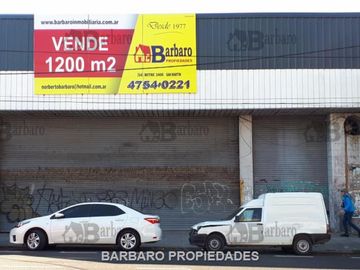 Barbaro Vende magnifica propiedad comercial en San Martin en Centro