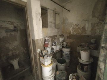 GALPON EN ALQUILER, 100 M2 POR PASILLO FONDO