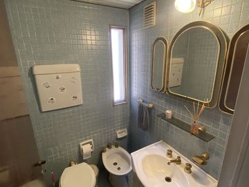 VENTA departamento 2 dormitorios AMOBLADO en Nueva Cordoba Con cochera