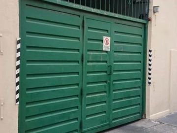 Local Comercial con Cochera