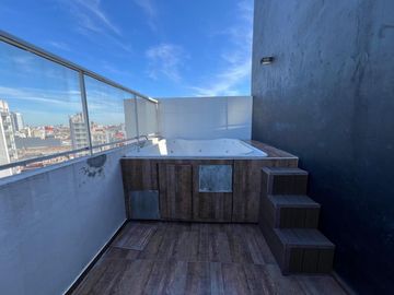 PATERNAL -Muy buen depto. de 2 ambientes con balcon. Edificio con amenities-