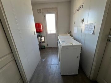 PATERNAL -Muy buen depto. de 2 ambientes con balcon. Edificio con amenities-