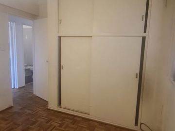 EXCELENTE DEPTO 3 AMBIENTES CON COCHERA CUBIERTA EN BELGRANO