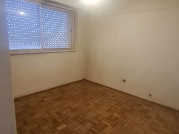 EXCELENTE DEPTO 3 AMBIENTES CON COCHERA CUBIERTA EN BELGRANO