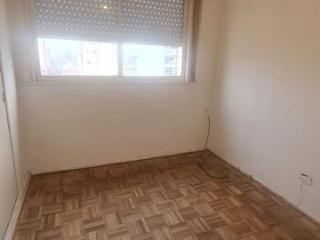 EXCELENTE DEPTO 3 AMBIENTES CON COCHERA CUBIERTA EN BELGRANO