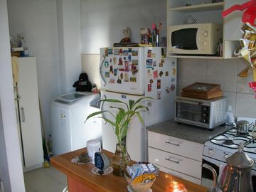 3 AMBIENTES EN DUPLEX AL CONTRAFRENTE CON 2 BAÑOS COMPLETOS
