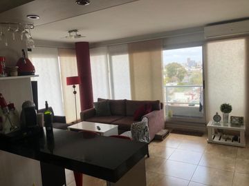 EXCELENTE Y AMPLIO DEPARTAMENTO EN VILLA BOSCH