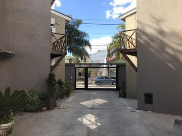 DUPLEX 3 AMB C/GARAGE 300m estacion *APTO CREDITO*