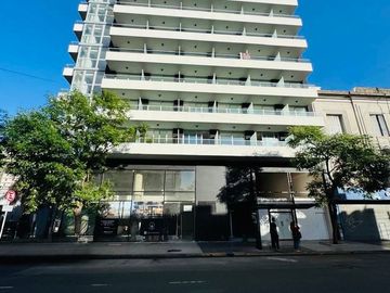 Monroe 5100. Categoría a estrenar. Ambiente c/ amplio Balcón. Luz ysol.Full Amenities.