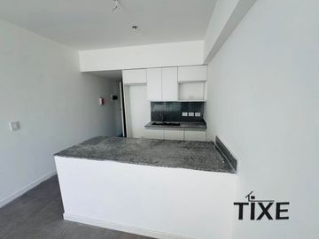 Monroe 5100. Categoría a estrenar. Ambiente c/ amplio Balcón. Luz ysol.Full Amenities.
