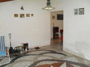 Chalet De 2 Amb. Con 672 M² De Parque! - (ref.2115)