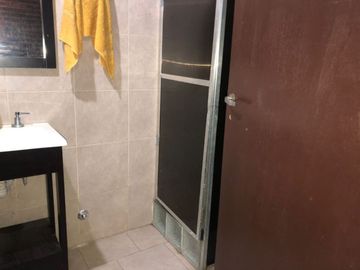 QUINTA DE 3 AMBIENTES EN VENTA - FRANCISCO ALVAREZ