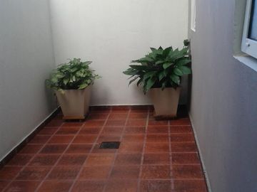 3 AMB ,COCHERA ,PATIO , 2 BAÑOS  SUM