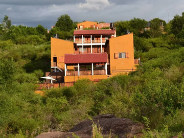 excelente complejo de cabañas en funcionamiento Siquiman Cordoba