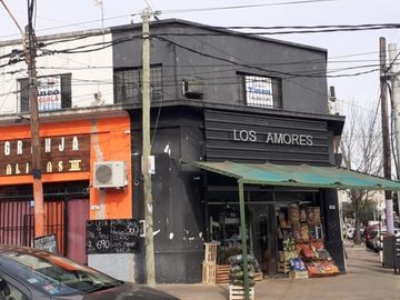 SE ALQUILAN TRES OFICINAS PARA USO COMERCIAL Y/O PROFESIONAL