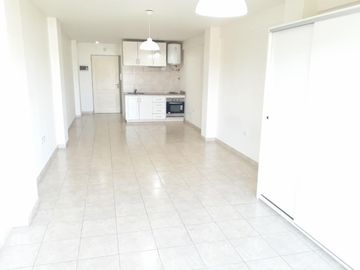 Monoambiente Corrientes al 6400 con cochera piso 9 vista a parque Pileta SUMA Laundry