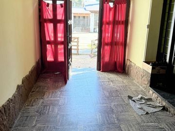 Mosconi 3685 - casa al frente-