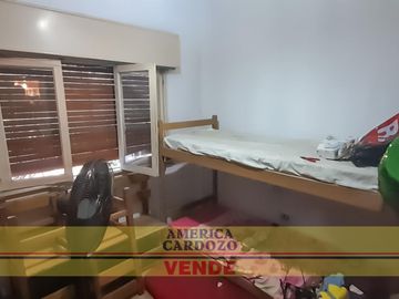 CASA QUINTA 3 AMBIENTES  SOBRE DOS LOTES ESQUINA 400 M2, FRANCISCO ALVAREZ
