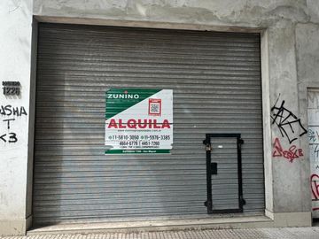 Excelente local con muy buena ubicación