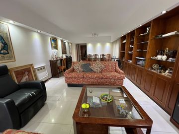 BELGRANO- depto. 4 ambientes con balcon, COCHERA Y BAULERA