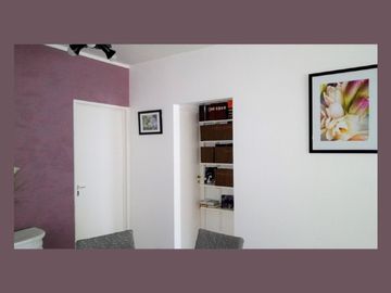 Venta. Flores. 3 ambientes. Luminoso