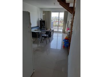 CABALLITO NORTE, DUPLEX, EXCELENTE ESTADO CON RENTA,COCHERA, TERRAZA USO EXCLUSIVO,JACUZZI