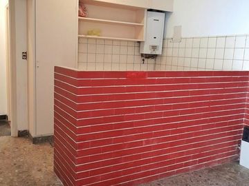 Depto en PH Tipo Casa al Frte Plta Baja 3 amb c/Patio y Garaje