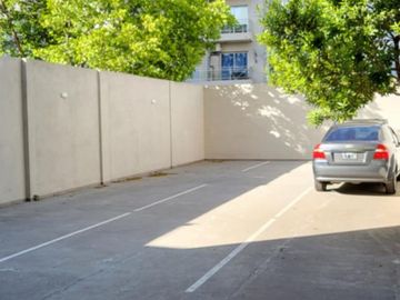 COCHERA EN VENTA ZONA CENTRO DE VILLA BALLESTER.