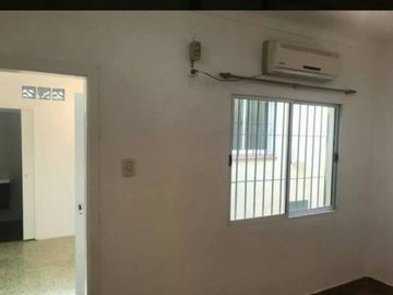Oficina sin expensas en Quilmes centro