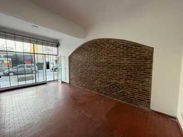 ALQUILER - Local 30 M2 - Sargento Palma 1100 - Villa Bosch - Tres De Febrero