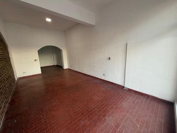ALQUILER - Local 30 M2 - Sargento Palma 1100 - Villa Bosch - Tres De Febrero