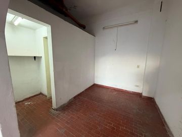 ALQUILER - Local 30 M2 - Sargento Palma 1100 - Villa Bosch - Tres De Febrero