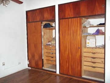 P. Chica sobre Av. Libertador apto vivienda, comercial y/o profesional