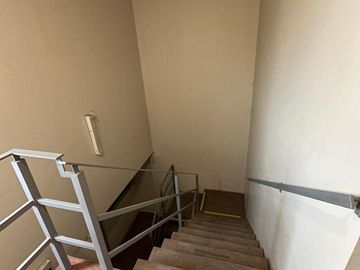 Importantes oficinas en alquiler, ubicadas en un 1º piso