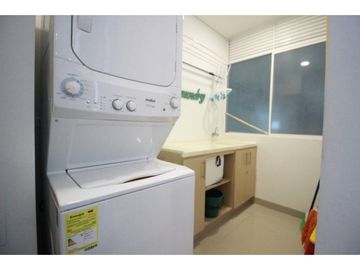 apartamento en venta en urb. salguero. Cod V55